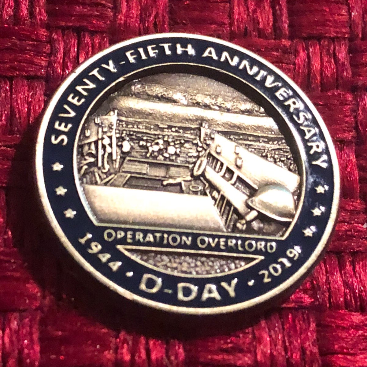 ggomez_chef's tweet photo. Un joli souvenir de cette journée historique... Merci les américains! Pour aujourd’hui, pour hier et pour demain. @POTUS @FLOTUS @WhiteHouse #ilovemyjob #dday #dday75thanniversary #DDay75years https://t.co/TaNLWYhMtB