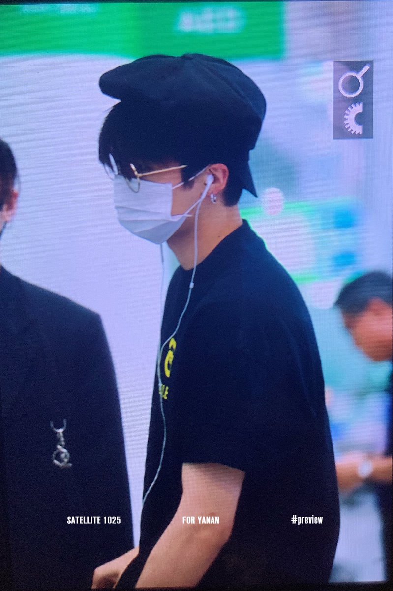 19961025net's tweet photo. 190607 ICN

#펜타곤 #옌안 #PENTAGON #YANAN https://t.co/zVoPIo9pAm