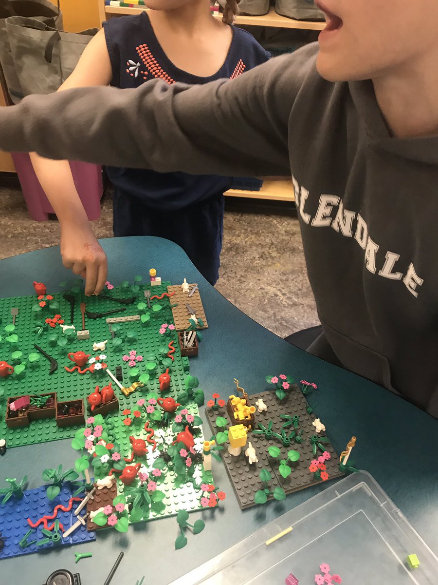 glendalecbe1's tweet photo. Grade 1/2 - Lego, Kapla blocks, Makedo, cardboard and lots of #imagination https://t.co/8XhvsCJYnj