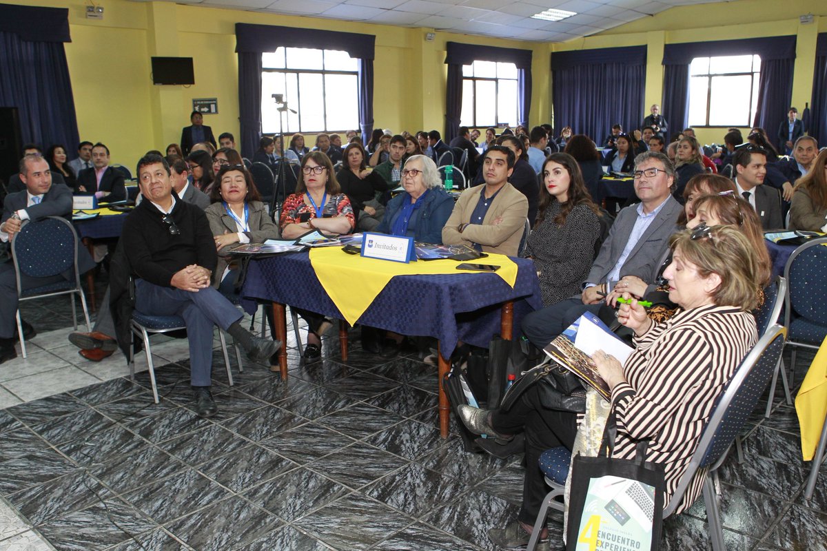 esquintanam's tweet photo. El día de hoy culminaron 3 días de gran aprendizaje de mis colegas del Colegio Inglés. Actividad que comenzó con clase magistral sobre "Transformación Digital en educación" dictada por Ignacio @icarmach de @MSFTEducacion https://t.co/3xWpSli5Zg