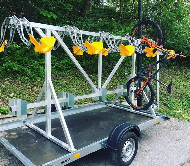 masisimon's tweet photo. Here is my new MTB trailer !
So I will be really happy to guide you in French Alps for big Enduro MTB day. 
@cubebikes_fr @vaudesport @gripgrab @timecycling @spanningalights @uvexsports @asporteyewear 
#mtb #mountainbike #mountainbiking #bike #enduromtb … https://t.co/Sq6EZynlAP https://t.co/b5vzxC2GWA