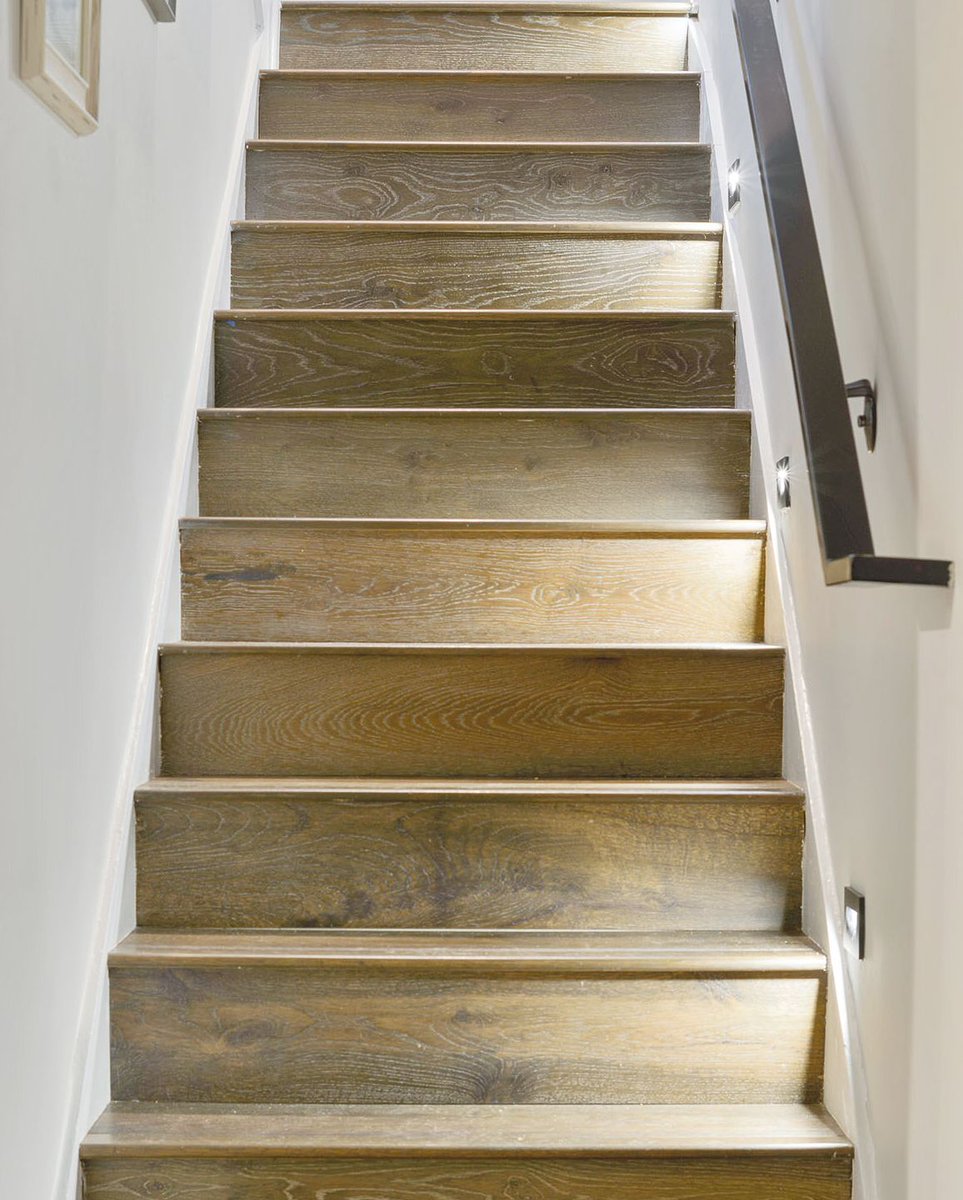 Stairway to design heaven 😎 

#renovationproject#designbuild#stairrenovation#stairs#stairlighting#bayarearealestate#oaklandrealestate#welovearchitecture#interiordesign#homedesign#propertydeveloper#designandbuild#californiahome#luxuryhome#interiorstairs#artemisinvestments