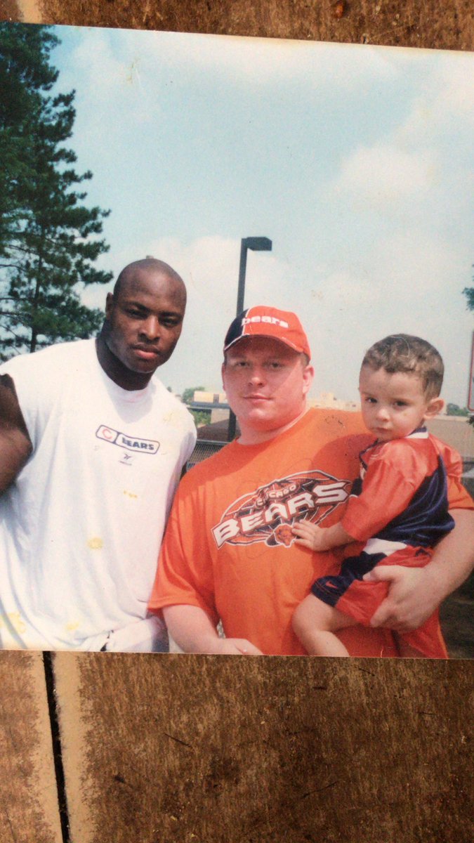ski_man99's tweet photo. Lil throwback, been a real one since day one, just ignore me crying with Marcus Robinson https://t.co/XrBC96P6Ru
