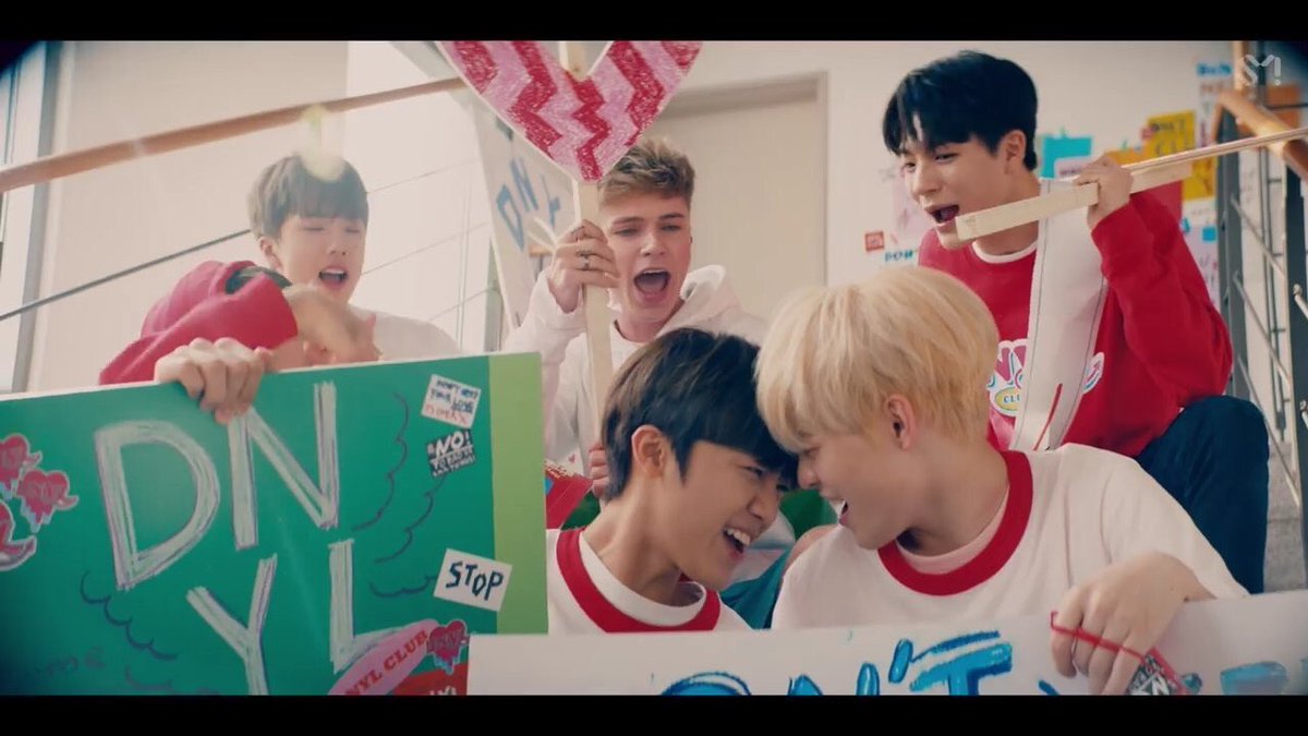 EncitiDe's tweet photo. My #TeenChoice nomination for #ChoiceCollaboration is DNYL by #NCTDREAMxHRVY (@NCTsmtown_DREAM and @HRVY) 

SubUnidad poderosa 🙌🏼 https://t.co/it6E9bQmUD