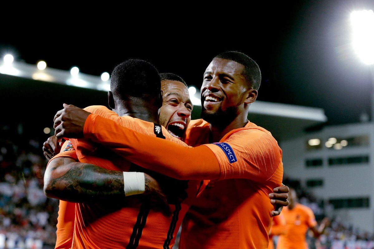 RonaldKoeman's tweet photo. Proud of the spirit and qualities in the team. Looking forward to the #final on Sunday! 🇳🇱
-
Trots op de spirit en kwaliteit van deze selectie. We kijken uit naar de finale! 🇳🇱 #Oranje https://t.co/v0AIZhlxZW