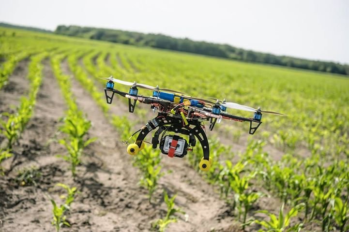 GalsenTrotteur's tweet photo. Looking for a Senegalese company that is working in the field of using drone for agriculture. Please let me know if you know some of them. #ICT4AG #SunuMbay  @diopadou @wadeabou @fiadal5 https://t.co/D5RRi2u5FW