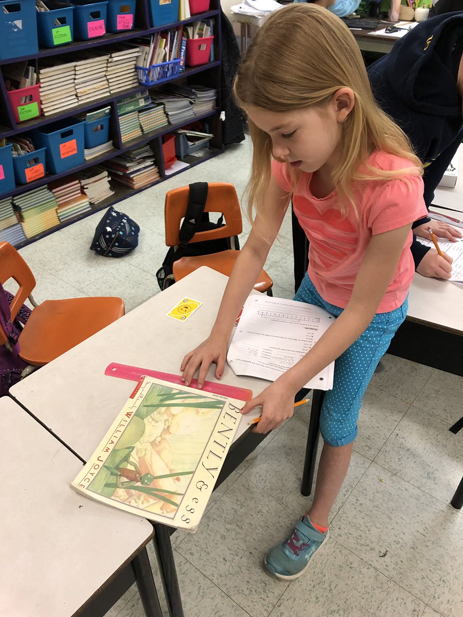Mlle_Murphy1's tweet photo. Exploring with measurement! 📏@NLESDCA @MDEschool https://t.co/giJUZk8jB8