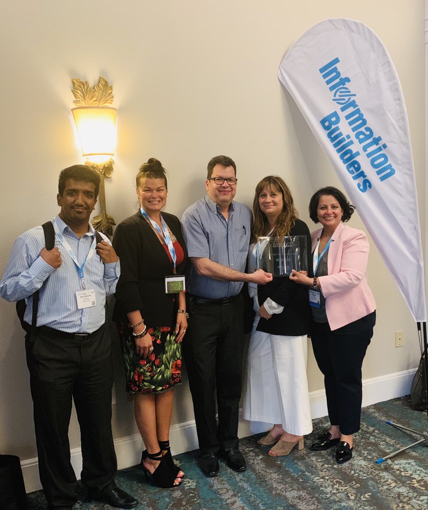2Ksquare's tweet photo. International recognition for #Brampton #ShowMeTheDataViz Award.  Such an amazing Data &amp; Business Analytics team COB has! #IBSummit #gladtobehere https://t.co/Z4qZ7dLln2