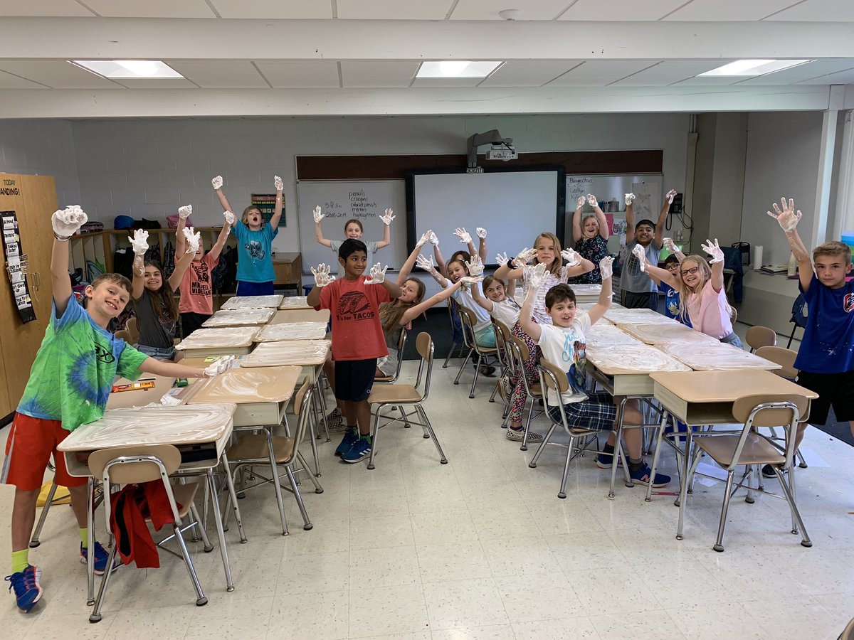 Demetra Zarafonitis tweet media