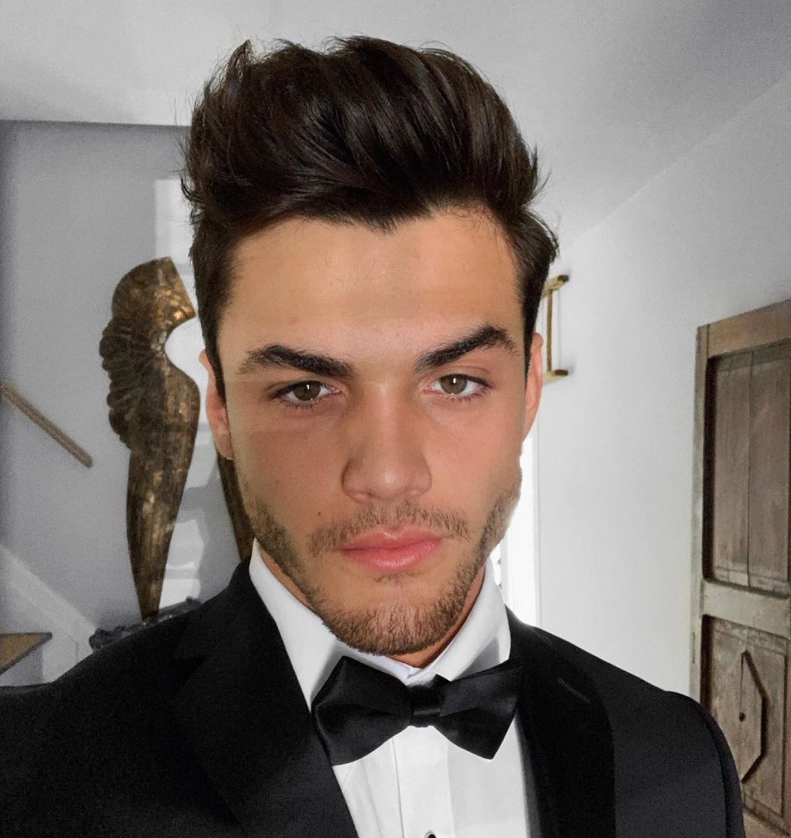appealing_dolan's tweet photo. you just died... the last picture in your camera roll killed you. what was it?
Mine: https://t.co/HC4WeNpHZ4