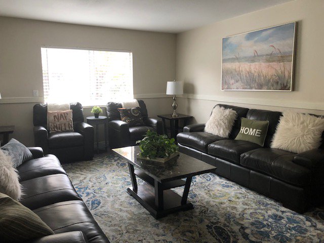 Childhelp's tweet photo. It's now been 32 years since the first Childhelp group home was opened in Orange County. Learn more: https://t.co/LkDomofQp5
#ChildhelpImpact #GroupHome #60YearsOfMiracles #OrangeCounty #OC https://t.co/eOpD0bVg4a