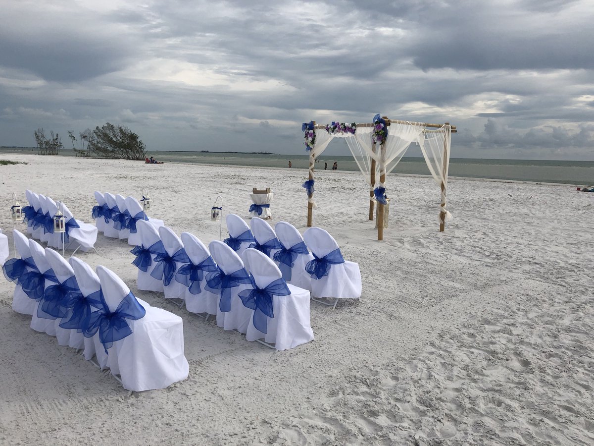 FLSunBeachWed's tweet photo. Congratulations to Mr. and Mrs. Eric Cosme!! https://t.co/Z4nv4zmjpd