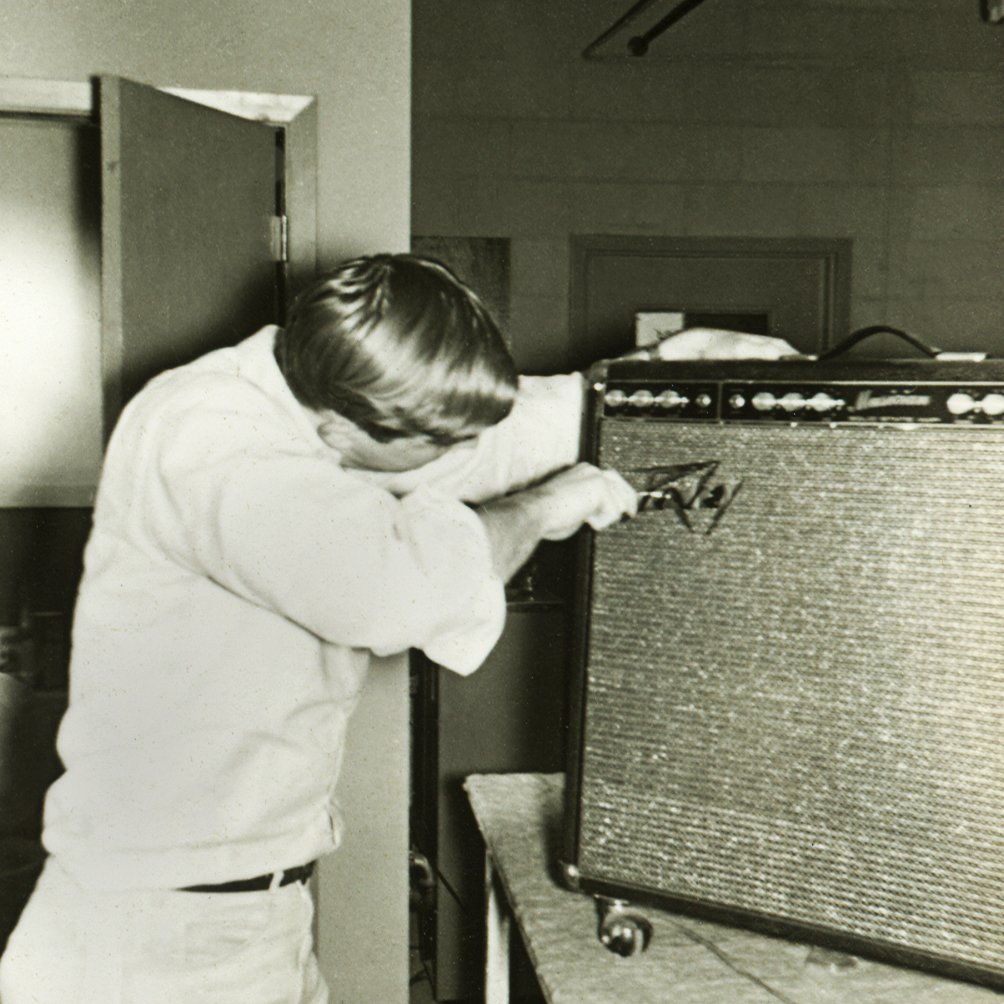 A young Hartley Peavey adding a logo to one of his first amps, a Peavey Musician. This week marks the 54th anniversary of Peavey Electronics. Thank you for your continued support over the years!