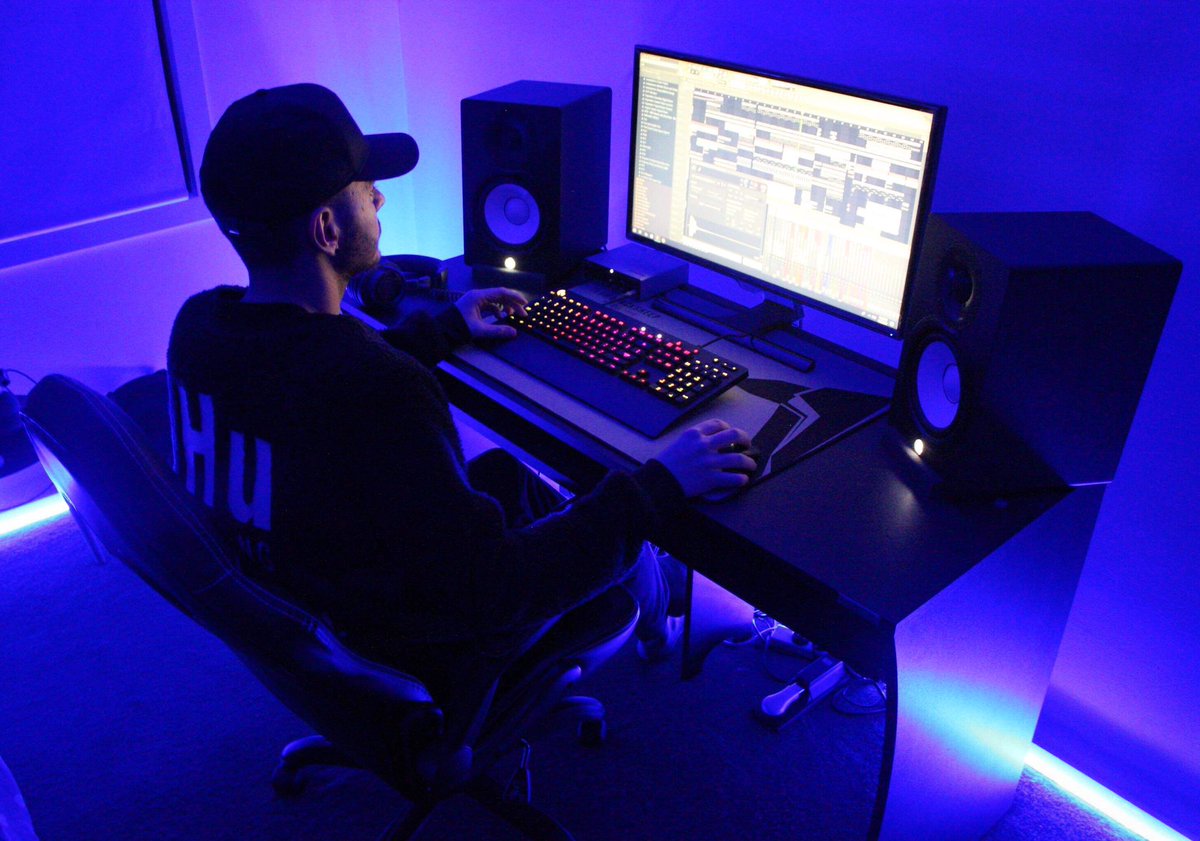 Here’s the reason why I’ve been quiet recently. Working on some new heat 🔥🙏🏼