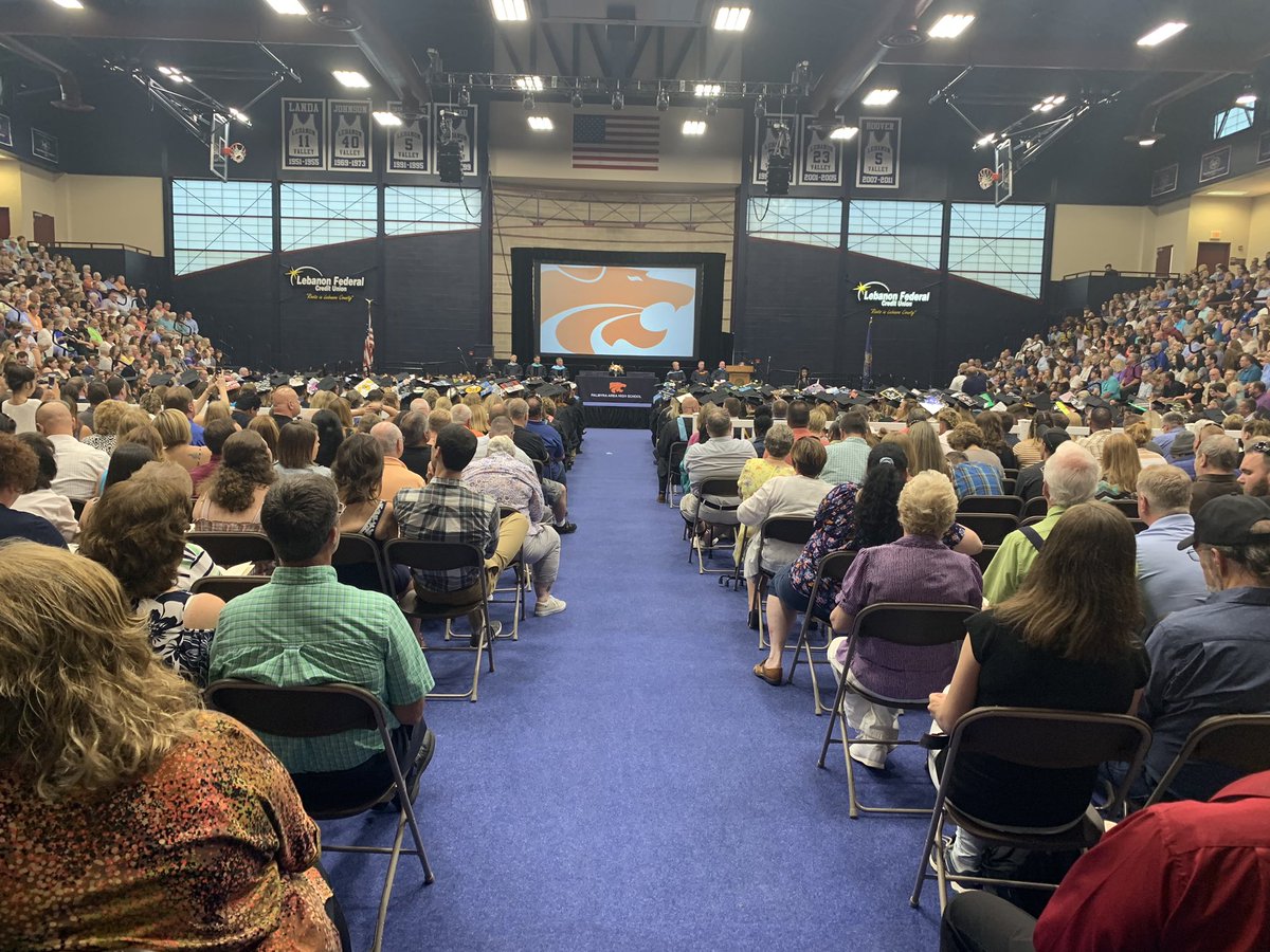 kpc115's tweet photo. Graduation 2019 @PalmyraAreaHS @PalmyraSchools  🎓👩‍🎓👨‍🎓 https://t.co/L5JSJGXXLi