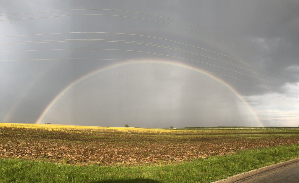 JanRitter's tweet photo. Double full rainbow! https://t.co/LCJ0dUG7tt