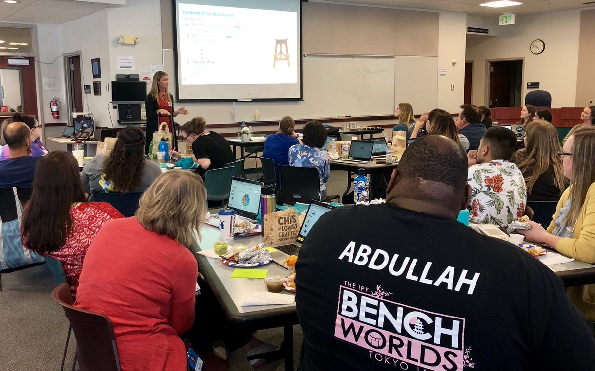 Loved having @JulianaFinegan from @LearningAccel join our teacher-leaders in @Renton_Schools after school today to share learning, failures, successes, and inspiring ideas! ascd.org/ascd-express/v… #DigitalLearning #RSDTeachLead #RSDExcellence