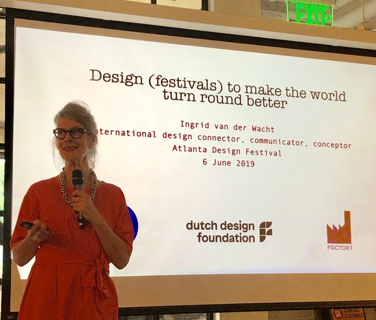 NLinAtlanta's tweet photo. What #design can do to and for a public space and benefiting local communities... co-creation is key!
#DutchDesignFoundation Ingrid van der Wacht brings #Eindhoven to #Atlanta at #AtlantaDesignFestival.
Want to be part of the Dutch Design week? Check โก๏ธhttps://t.co/dlhh2z2BhX https://t.co/QnTz1KgneX