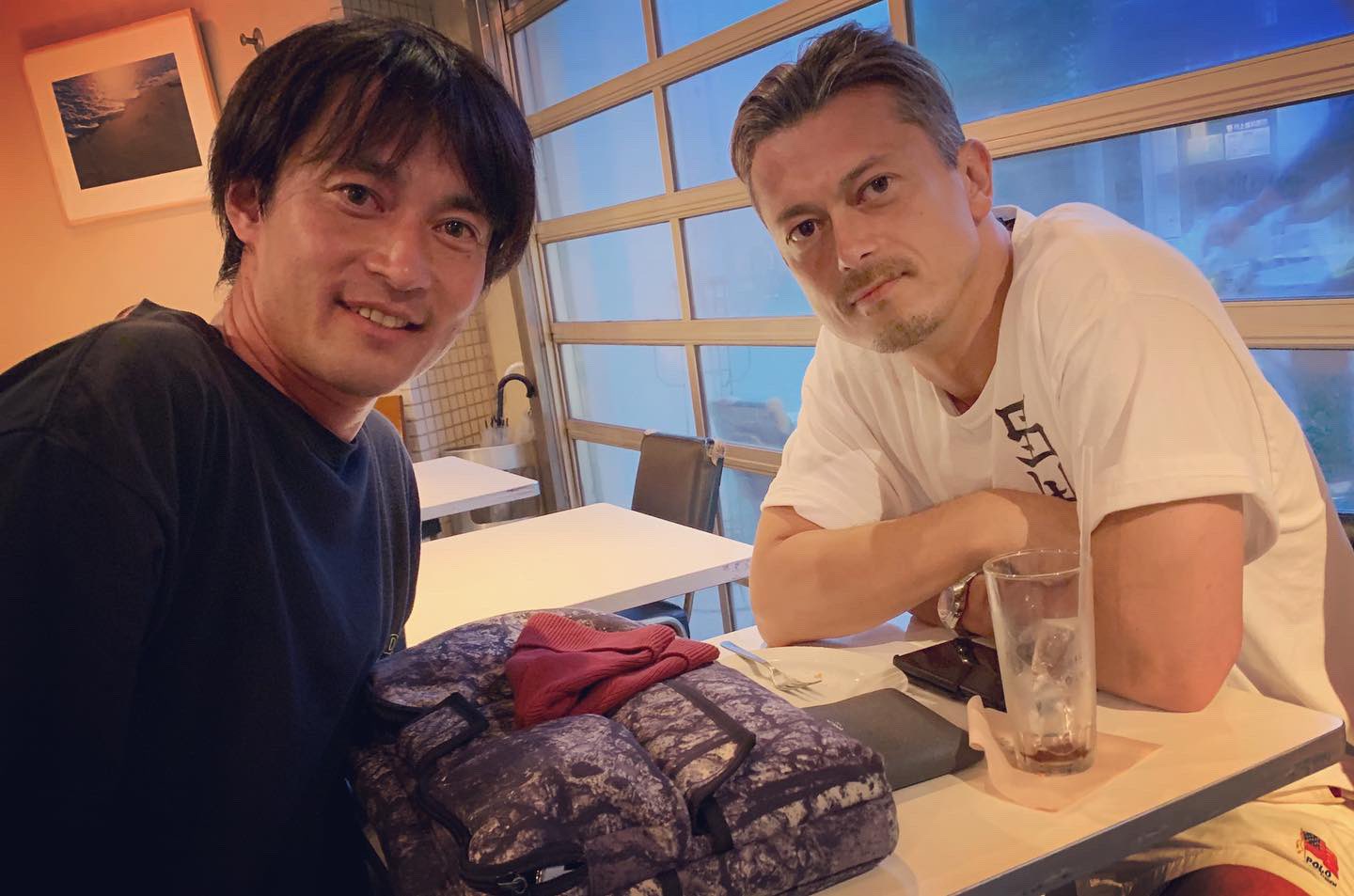 松森 亮 仕事後 カフェに寄ったら 久しぶり ユアンくん もう年近く前かなー Real Tokyo 社会人サッカーチーム で一緒タイ遠征行ったなー Men S Non Noモデル時代から見てた 2枚目の写真 上段一番左がユアンくん また ユアン メンズ 松森 亮 仕事後 カフェに寄ったら 久しぶり ユアンくん もう年近く前かなー Real Tokyo 社会人サッカーチーム で一緒タイ遠征行ったなー Men S Non Noモデル時代から見てた 2枚目の写真 上段一番左がユアンくん また ユアン メンズ