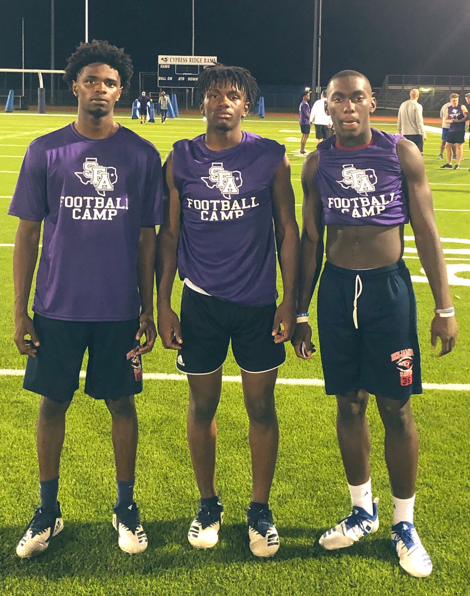 CoachEvansDbu's tweet photo. Great work at @SFA_Football camp and Excellent coaching @CoachBanksSFA #DavisFalcons https://t.co/GJbsFMqLda
