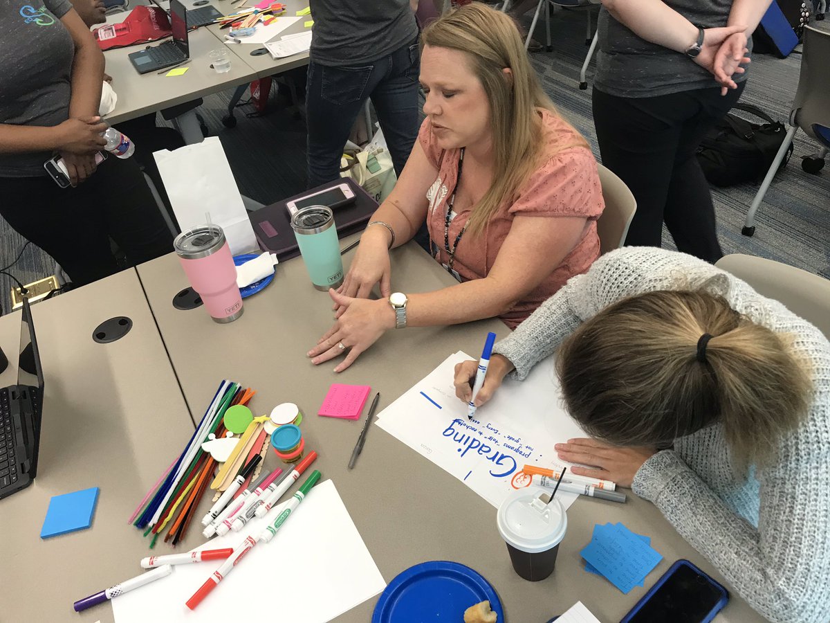 lovesgoogle's tweet photo. These Ts really embraced design thinking today! 👊Excited to see these plans in action! ⚡️Thanks, @CassiCaputoEdu and the rest of the @GoogleForEdu team for first introducing us to DT! We ❤️ U! #EdSyncTISD #TISDBlends #innovation @DigitalTISD @itsjackiwright @RenotaRogers https://t.co/nkqXjvmWcd