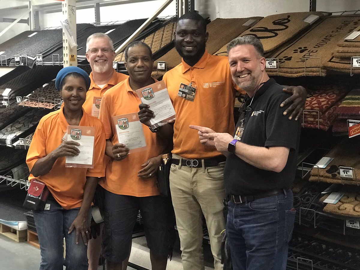 kenchelle86's tweet photo. Shout out to our future leaders. Thank you for your support prepping for #MSRSE 2019 Midsouth Supplier Event @ChrisDesouzaHD @Bryan_Weglage @ChrisBergHD @MBrichantD87 @deborah_rambo @daniel_opene1 https://t.co/QqpFz3COkF