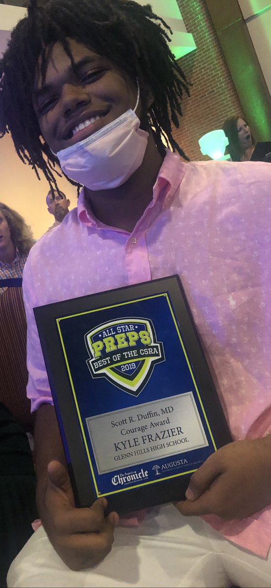 KyleFrazier44's tweet photo. Courage Award!! Honored to receive. #CSRAPREPS Hard work pays off https://t.co/1UeaQpJWTg