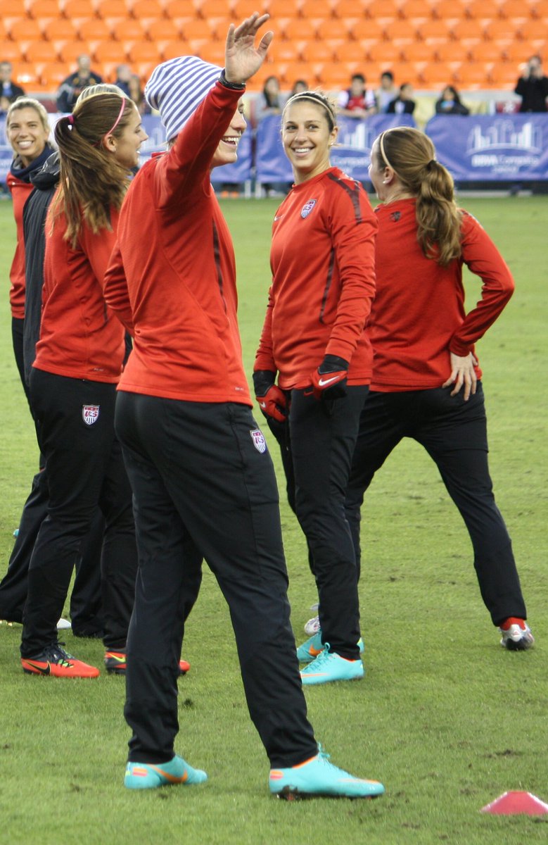 Michaelcx's tweet image. Watching the replay of #FIFAWWC 2015 final on @FS1, when @CarliLloyd did Carli things (so good!), reminded me of her 1st appearance at @BBVACompassStdm. 

12/11/12 practice and 
12/12/12 game v China.

#uswnt #cl10