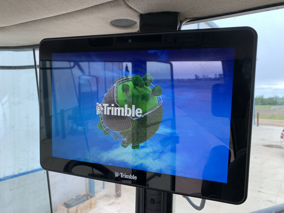 FASCIlene's tweet photo. Loads of technology in these boxes #VehicleSync #Trimble #RTX #EZPilot #TMX These 2 swathers tested my patience...how many times could I climb up & down for tools or route cables backwards. No gym time needed this week.Stellar install took more time than planned! Next 5 combines. https://t.co/xr0mOVRigj