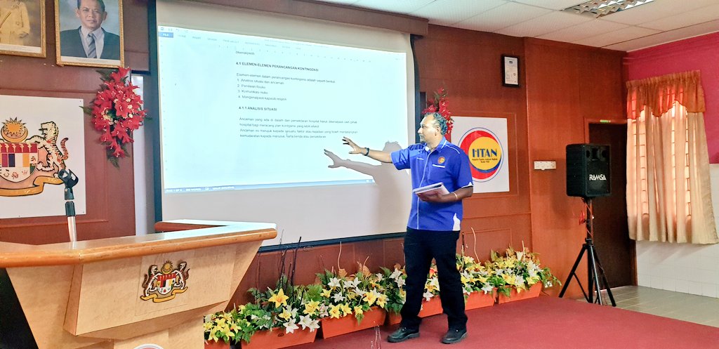drsthinagaraj's tweet photo. Disaster Management Workshop #KlusterHospital Hospital Tuanku Ampuan Najihah Kuala Pilah. @DGHisham
@KKMPutrajaya
@DrDzul @DrChenChawMin
#DisasterManagement #DisasterCommittee #DisasterResponse #EmergencyResponseTeam
#DisasterManagementWorkshop #MedicalEmergencyResponseTeam https://t.co/5crmaFr8mB