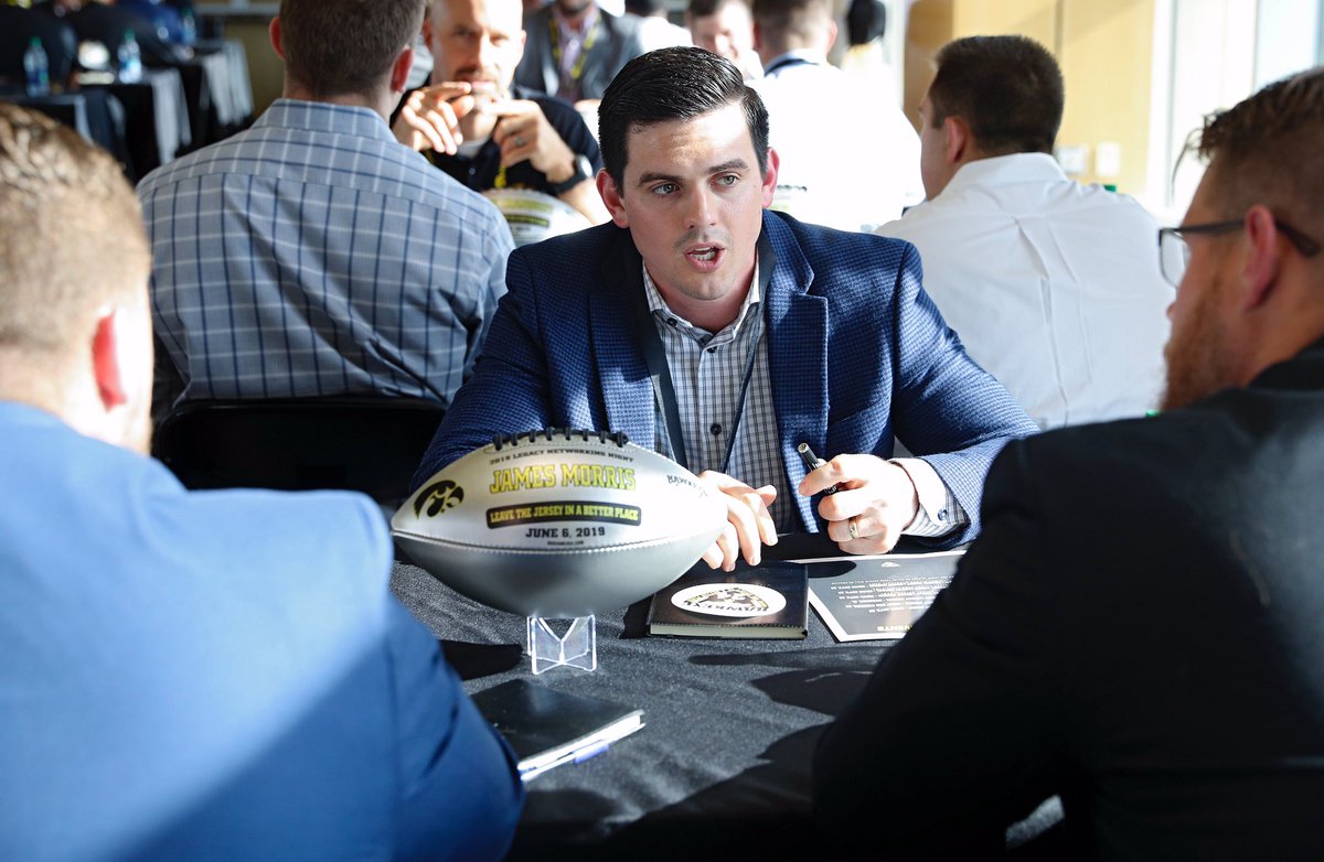 HawkeyeFootball's tweet image. Thank you to all 31 @LegacyHawks for coming back for our annual networking event! These experiences are priceless | #IowaEdge