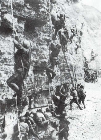 Jun 06, 1944 - 07:00 [#DDay] The first landing wave on Omaha Beach becomes pinned down; U.S. Rangers begin to scale Pointe-du-Hoc. #wwii