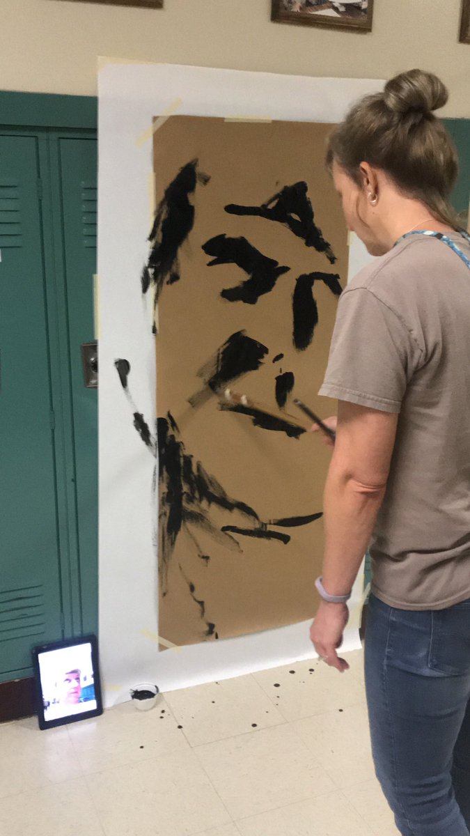 ArlingtonISDVPA's tweet photo. High School Art capturing the essence #relevantpd #fineartsfamily https://t.co/XtCnQ7P0iB