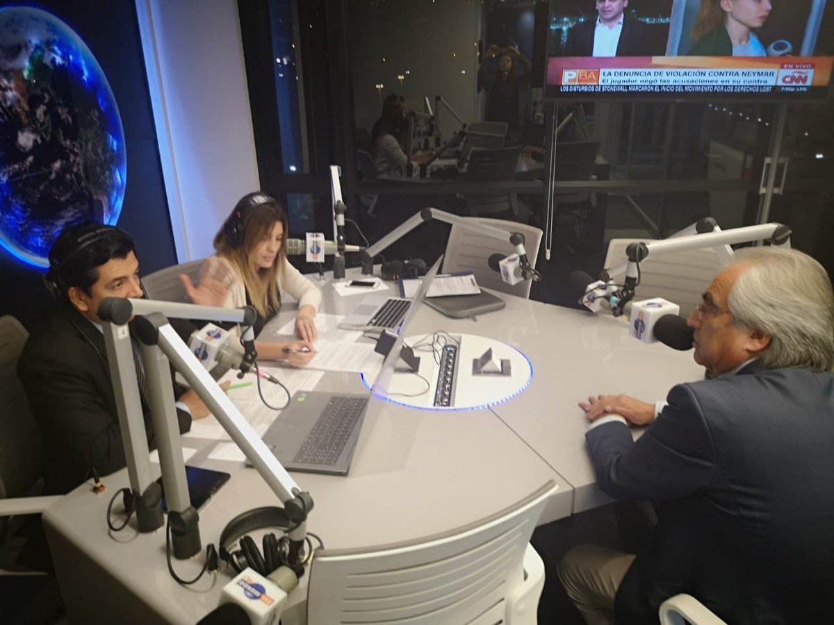 35MOVER's tweet photo. @GustavoBarojaN ➡️ nuevo informe portal la fuente tiene imprecisiones que buscan afectar al movimiento político #AlianzaPAIS, pero no lo lograrán. Seguimos siendo fuerza política. 👉🏻 https://t.co/GkFcxqPRfb  @notimundoec @NotimundoOnline https://t.co/vWedjooiZ4