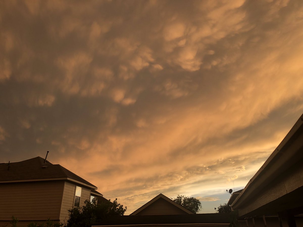 RebeltheWizard's tweet photo. Today’s sunset was just absolutely stunning https://t.co/K4Gma3kiUS
