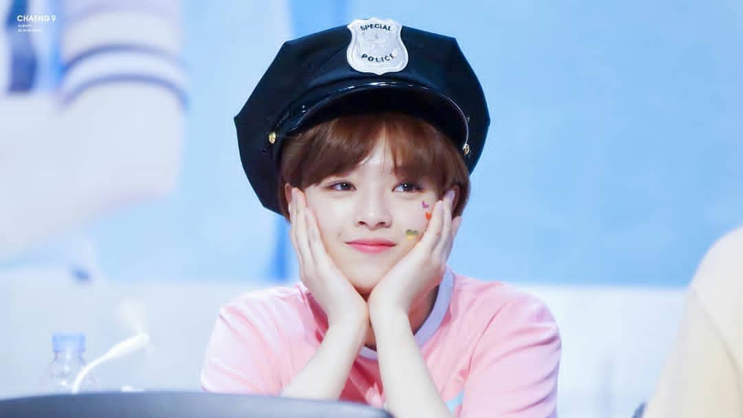 ARREST ME PLEASE!
@picsofjeong