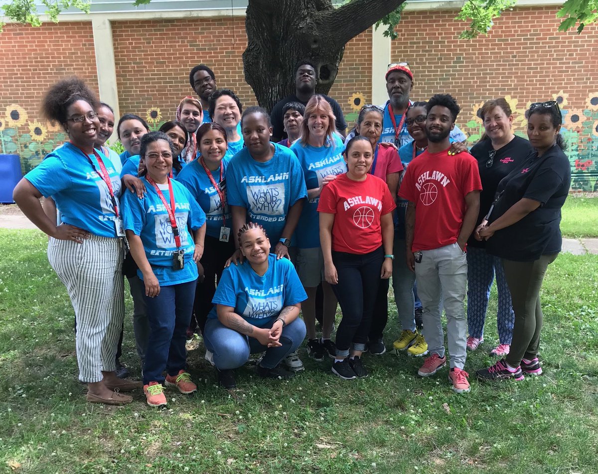 AshlawnExtDay's tweet photo. Ashlawn’s Extended Day Team!! The BEST!!! https://t.co/phR1zA08q3