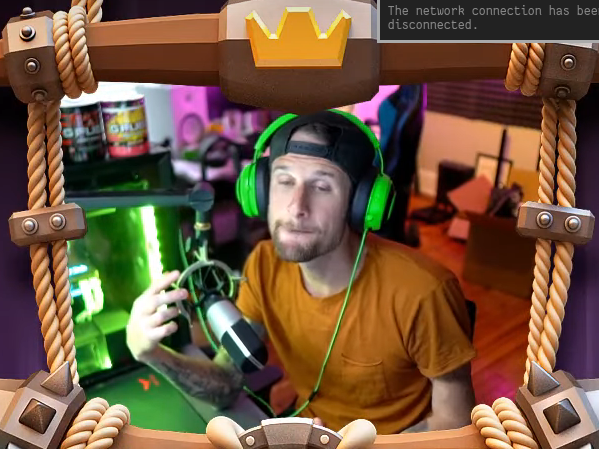 paradigmshift3d's tweet photo. @MOLT_YT Dang boy, you spicy. I pause the video for 1 second to check a notif I got and this happens... https://t.co/VpsbBEUzRD