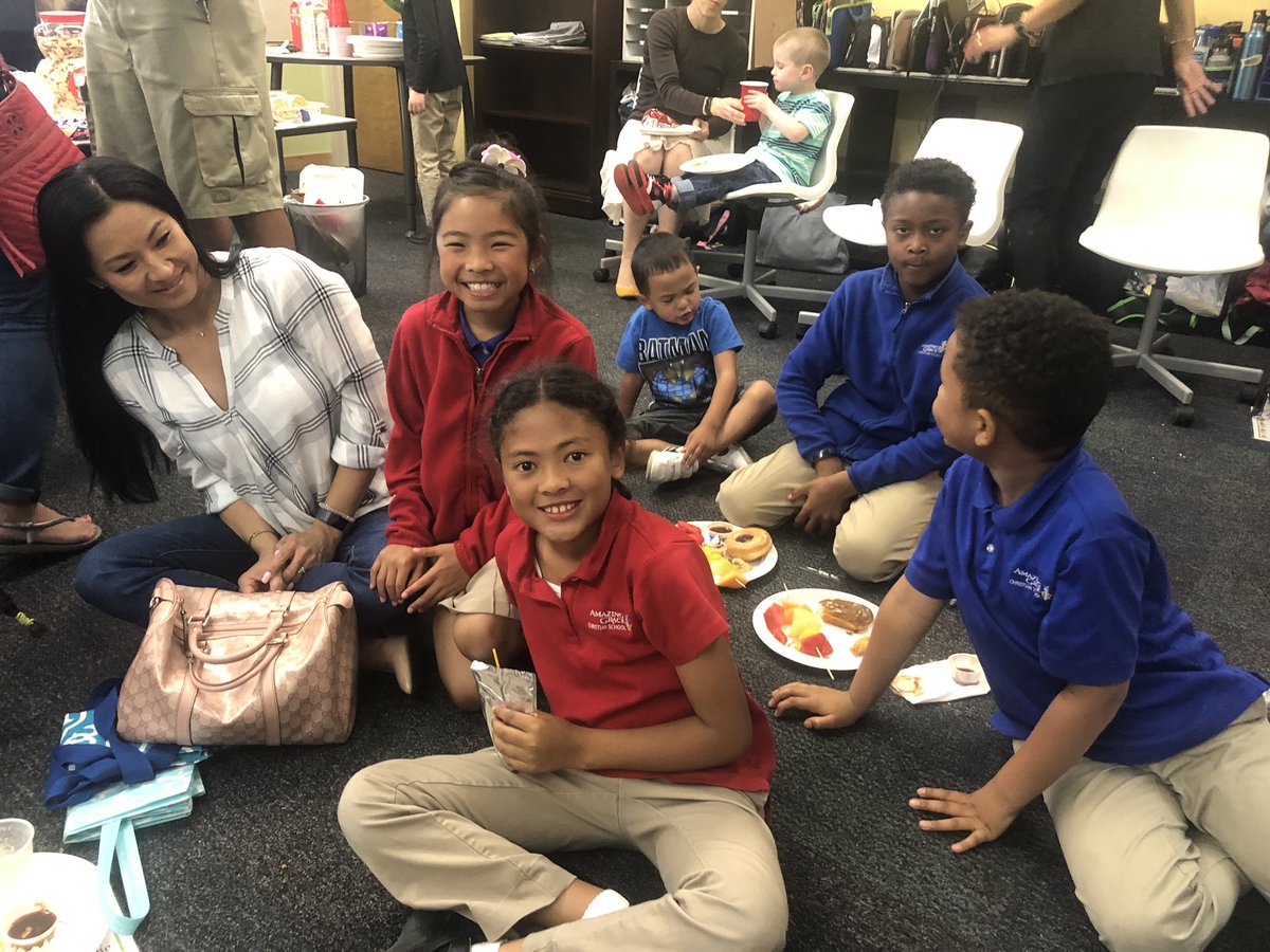 Agcs02's tweet photo. What a fun last full day we had at our class party ❤️ @rentonprep https://t.co/AW64xYJGgK