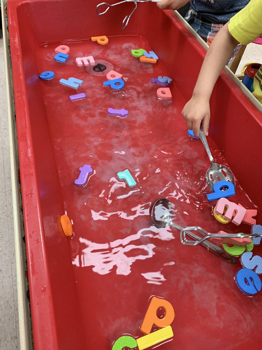 exploring_k's tweet photo. We are having lots of fun playing with letters and water!  Our students named this centre, Water Words. We first focused on lowercase letters &amp; sounds. Today they made sight words and our next goal is to create sentences! @hspaulLRSD #literacy #playbased #kindergarten https://t.co/tgrlzp5039