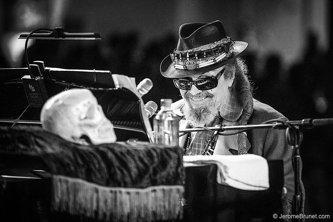 BluesFoundation's tweet photo. “When the voice on the inside is more clear than all opinions on the outside, you've begun to master your life.” 

Blues Hall of Fame &amp; @RockHall inductee, Dr. John, mastered life well before he passed today. 

📷 @JeromeBrunet https://t.co/1XL8qttXgS