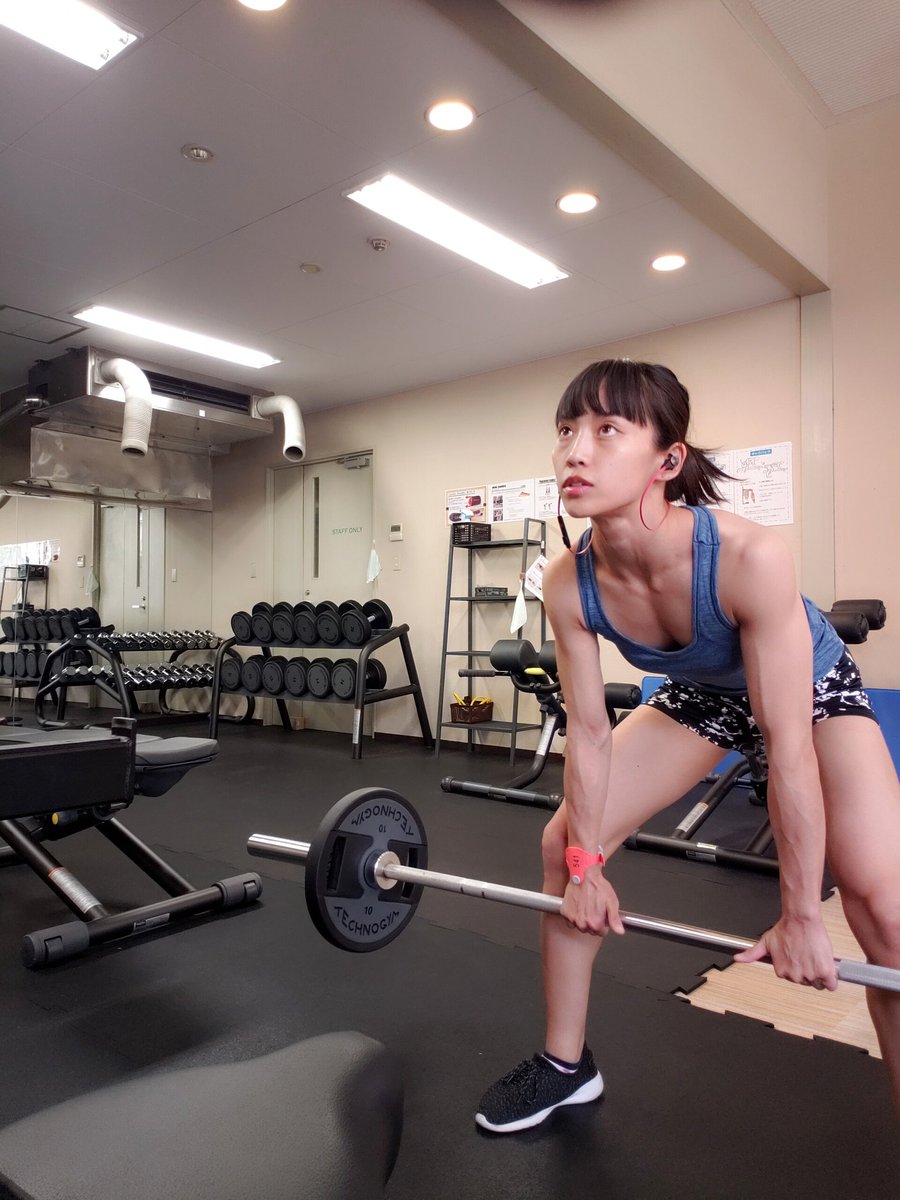 大 望 だいのぞみ Sur Twitter 復 活 久々ウェイトトレ ちゃんとアップから 大事よ ウェイトトレーニング フィットネス デットリフト 背中 ボディライン 美body 美尻 アスリート 柔術 フィジカル モデル ミスid ミスユニバース 九州 福岡