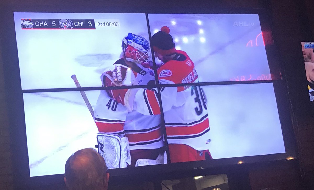 tarheel1candy's tweet photo. @CheckersHockey   Best moment of the night!!!! https://t.co/2J58lCi6Di