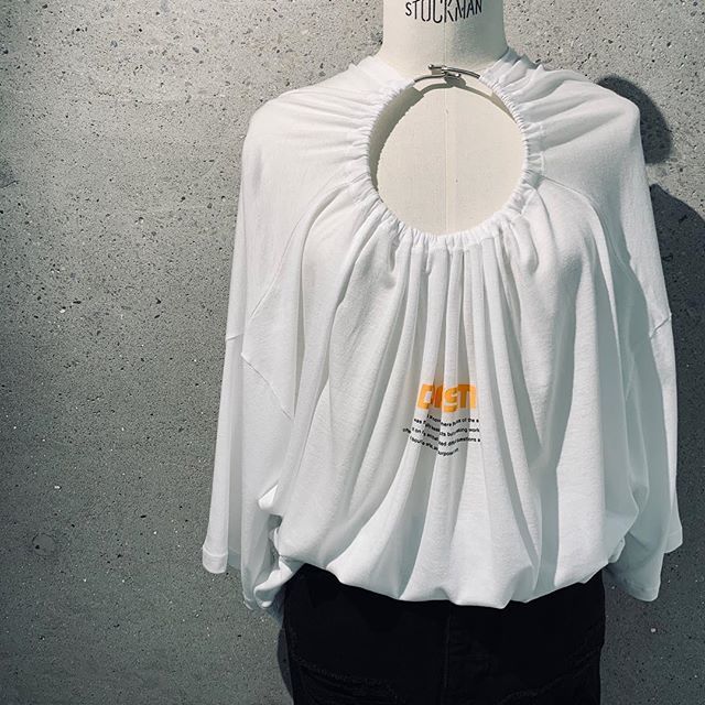 DADA_store's tweet photo. 【Recommend Item】-WOMENS-

Ring Gathered T-Shirt

皆様のお越しを、心よりお待ちしております。

#christiandada #クリスチャンダダ #19SS #spring #summer https://t.co/G8xVlGRE8l https://t.co/Cy9mccOf6i