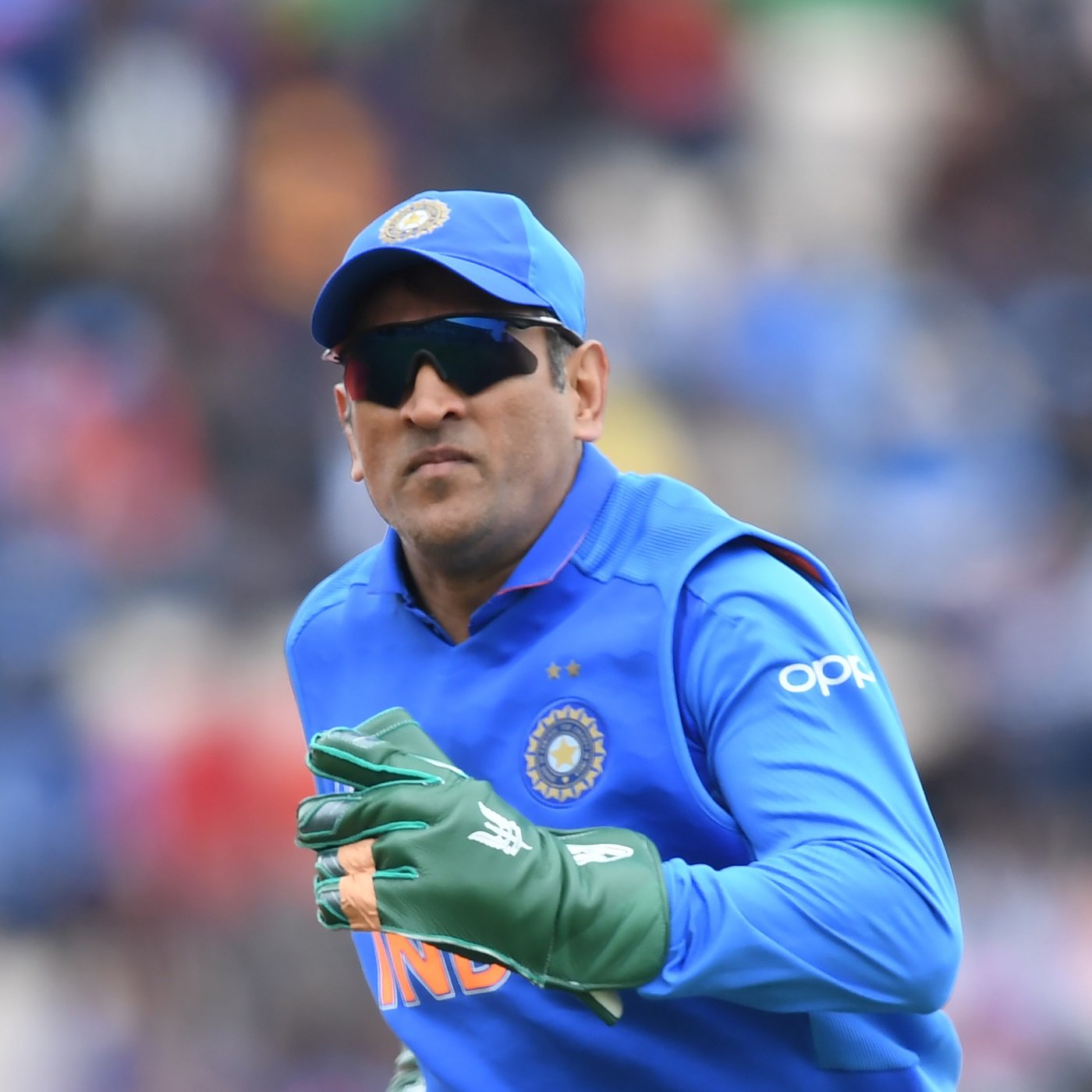 ICC says MS Dhoni cannot wear 'army logo' gloves / Twitter