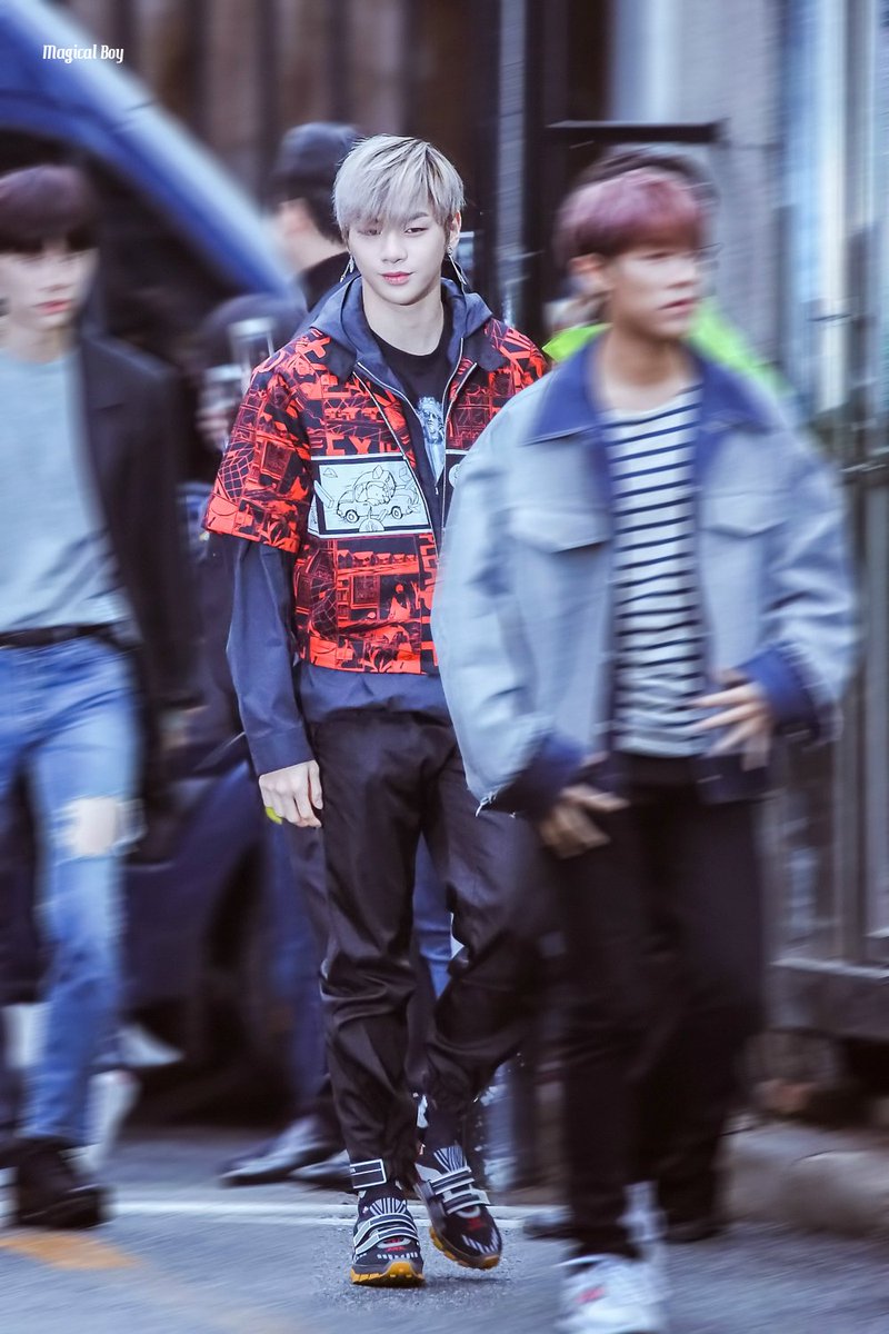 MagicalBoy1210's tweet photo. Dear Daniel.
Till we meet again. 💖

180406

#강다니엘 #KangDaniel
#신인가수강다니엘 https://t.co/3iUqZ0haxl