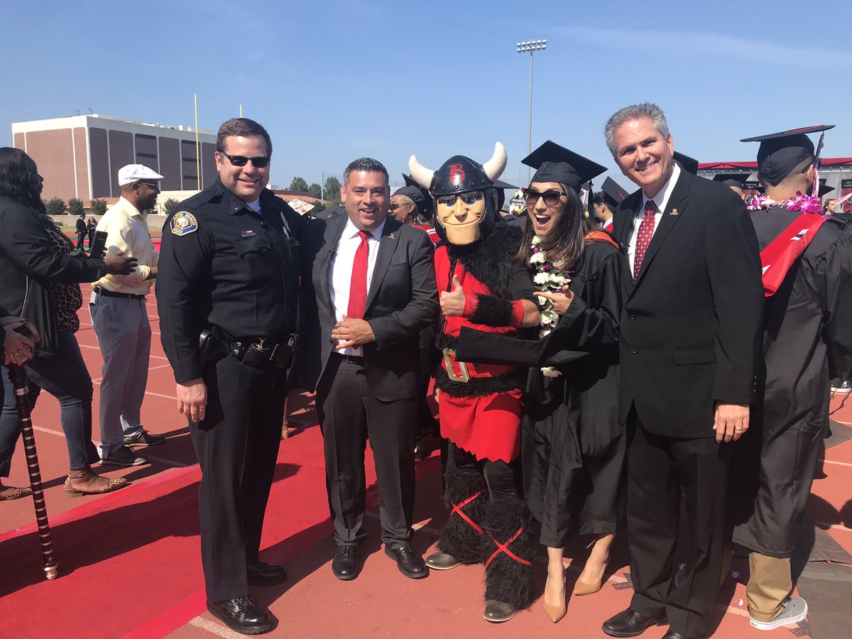 LBCCPolice's tweet photo. Veronica Miracle KABC Channel 7 News reporter was a keynote speaker at LBCC graduation. Her message was “tell your story.” https://t.co/4NhLTB8tLo
