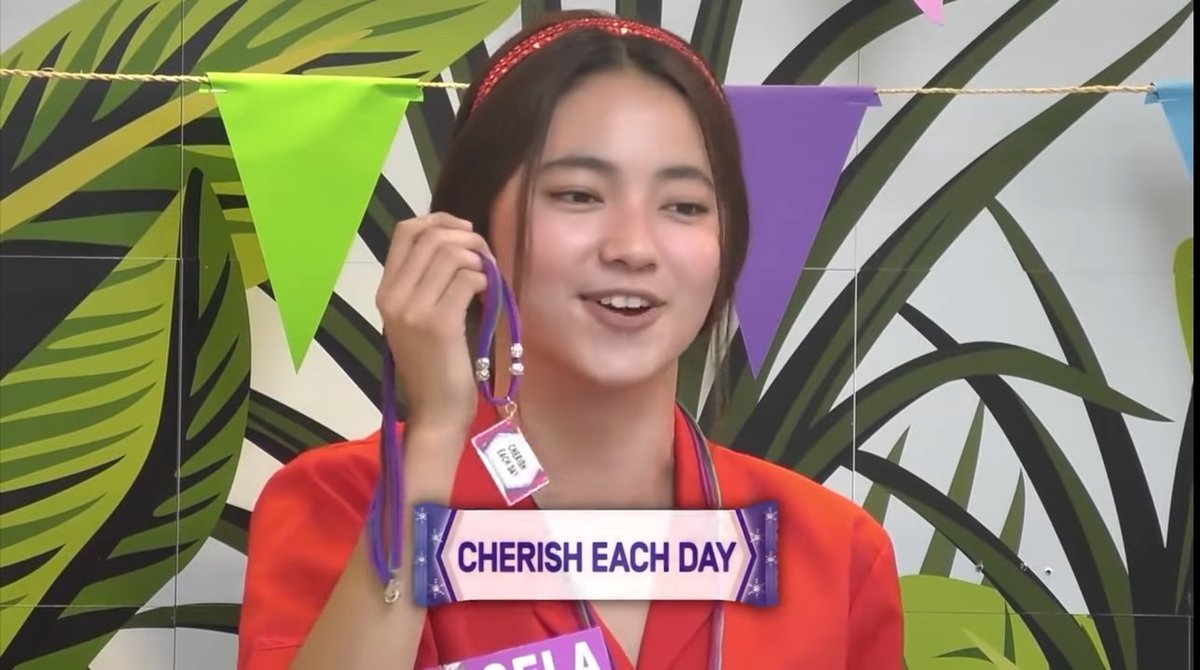 FaithfulAngela's tweet photo. Okay na okay na talaga silang dalwa💜👭 @angelatungol__ @ashdlmundo
(Angela give ashley)
"Cherish Each Day" - Angela
Love u both😘
#ashgel
#AshleyDelMundo 
#AngelaTungol https://t.co/ZN6FcSZ8Ne