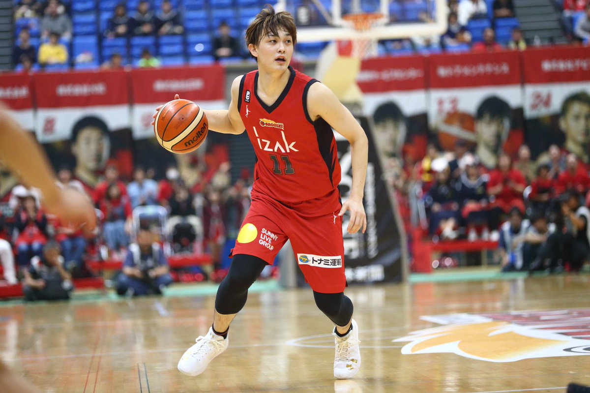 toyamagrouses's tweet photo. ✨🏀選手契約基本合意🐔✨
このたび富山グラウジーズでは、#宇都直輝 選手とB.LEAGUE 2019-20シーズンの選手契約が基本合意に達しましたので、お知らせいたします！
👉https://t.co/GUlfOYe354
#grouses #グラウジーズ #Bリーグ https://t.co/pZ5xjVFf0P