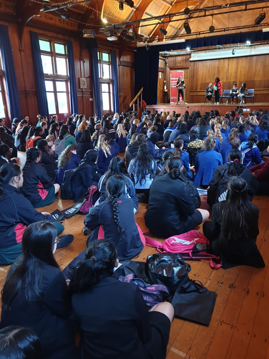 clearpointnz's tweet photo. We had such a great day with McAuley High School girls for their #shadowtech19 day. ClearPoint's Alix presented to 250 girls about her tech career and the girls spent their time with us creating a careers chatbot for #ShadowTech
#engineeringthefuture #womenintech #chatbot https://t.co/r5witmmPWz